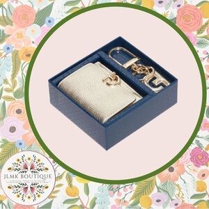 👛Cole Haan Essential Wallet Set in Gold👛